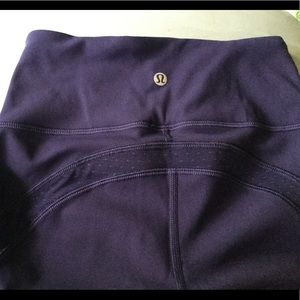LuLuLemon Runners Capri Leggings. Blue, Size 4